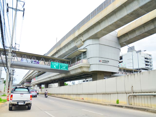 สถานีรถไฟฟ้า บางรักน้อยท่าอิฐ ภาพที่ 2