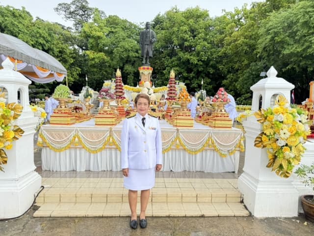 พิธีพลีกรรมตักน้ำจากแหล่งน้ำศักดิ์สิทธิ์ เพื่อเฉลิมพระเกียรติพระบาทสมเด็จพระเจ้าอยู่หัว ภาพที่ 1