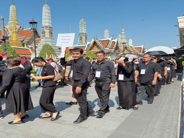 เทศบาลเมืองบางรักน้อย รวมใจน้อมรำลึกในพระมหากรุณาธิคุณ ภาพที่ 9