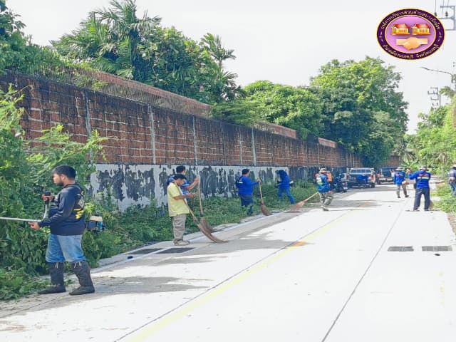 โครงการรณรงค์ส่งเสริมเพื่อรักษาสภาพแวดล้อมภายในตำบล ภาพที่ 11