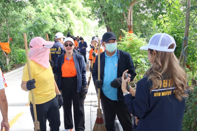 โครงการรณรงค์ส่งเสริมเพื่อรักษาสภาพแวดล้อมภายในตำบล ภาพที่ 21