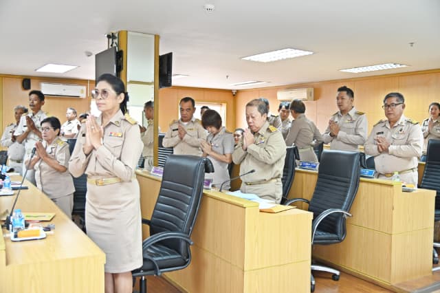 การประชุมสภาองค์การบริหารส่วนตำบลบางรักน้อย สมัยสามัญ สมัยที่ 3 ครั้งที่ 1/2568 ภาพที่ 22