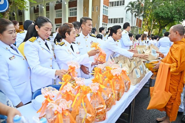 🙏กิจกรรมน้อมรำลึก "วันนวมินทรมหาราช" 🙏 ภาพที่ 22